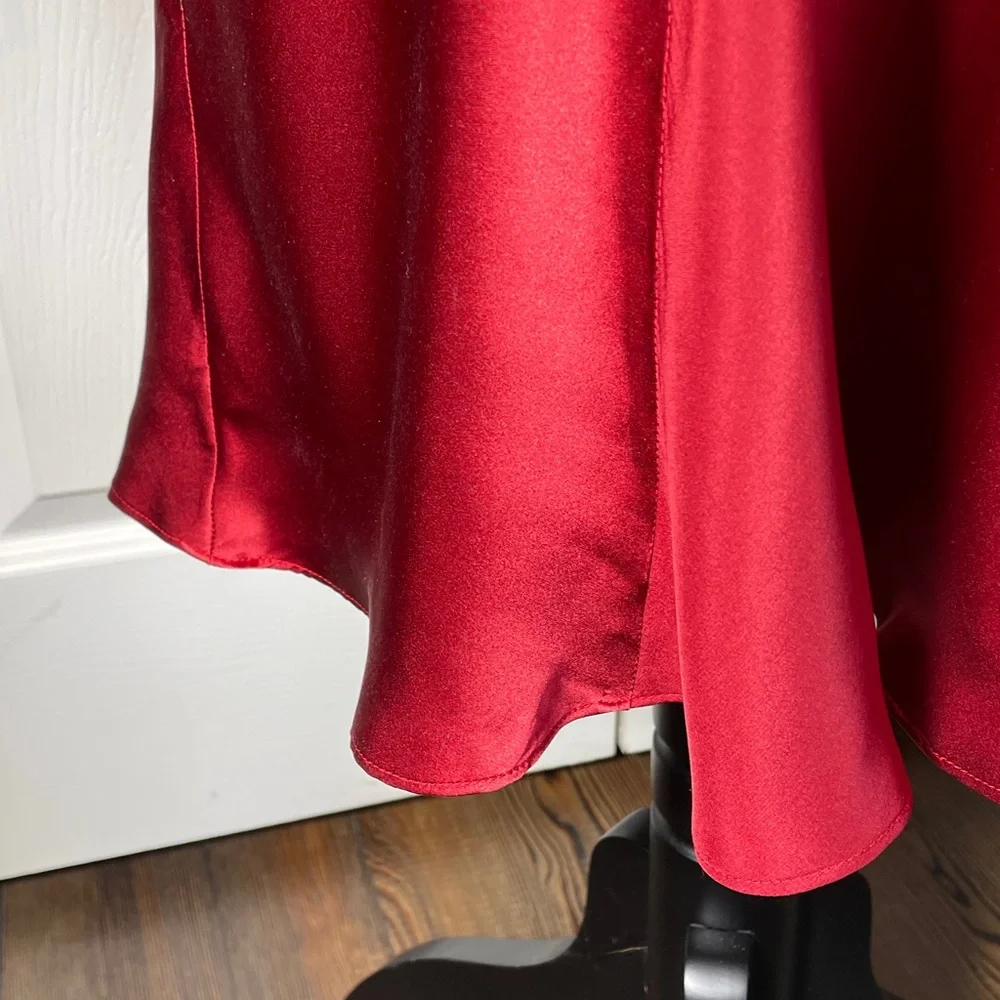 NWT Charter Club Red Maroon Satin Silk Bias Midi Skirt Size 14 - Picture 3 of 8